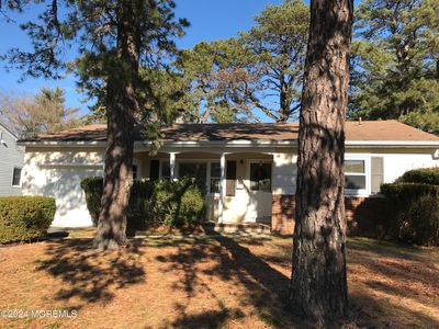 919 Edgebrook Drive N, Toms River, NJ, 08757