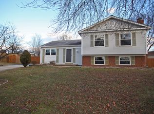 730 Gentle Breeze Ct, Herndon, VA 20170