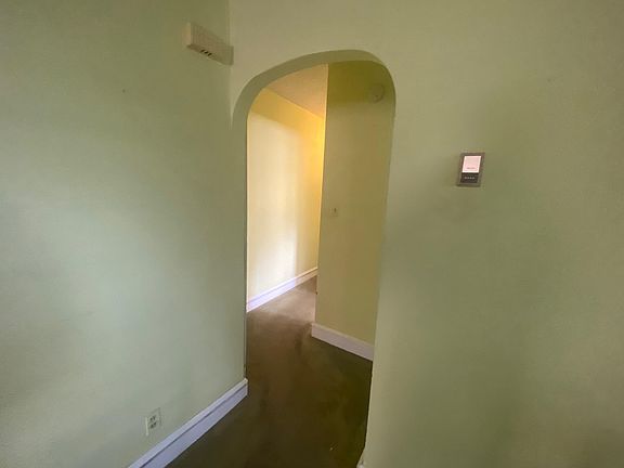 3rd image of 4801 N 9th St #1