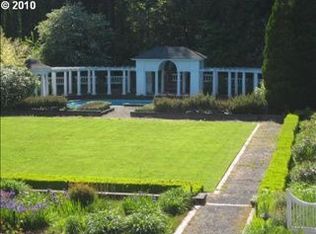 3639 SW 52nd Pl, Portland, OR 97221