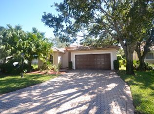 5760 NW 48th Dr, Pompano Beach, FL 33067