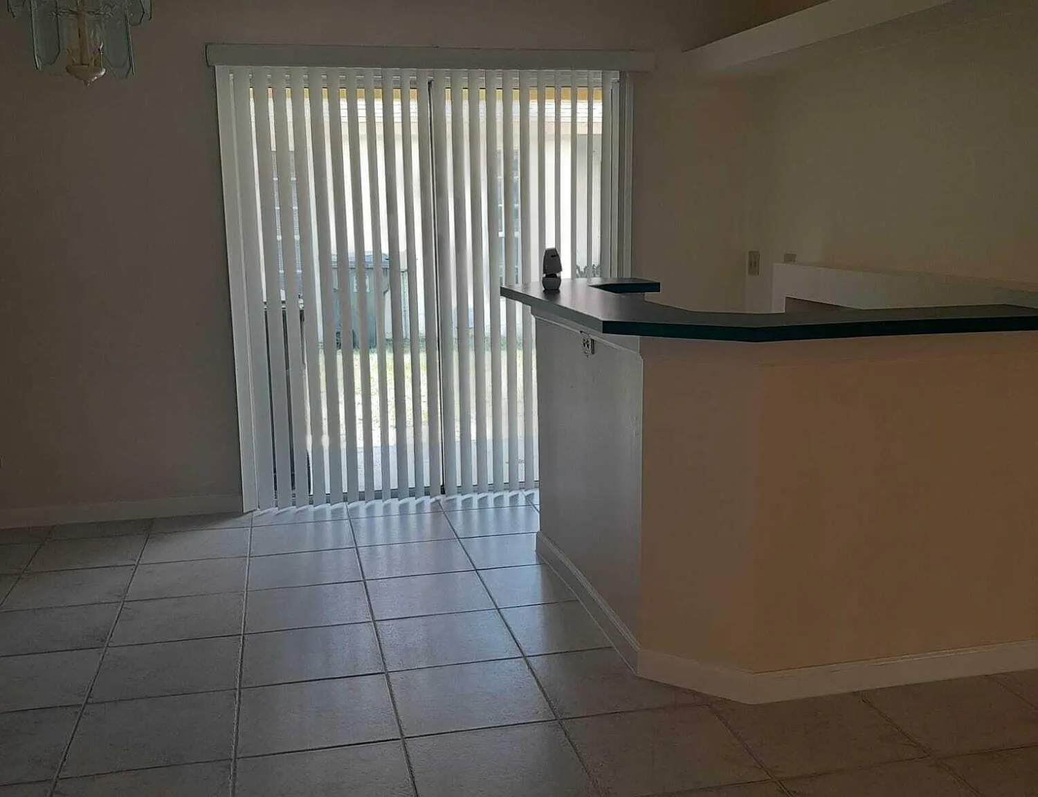 3 bed, 2.0 bath, 1750 sqft, $2,200 — Photo 4