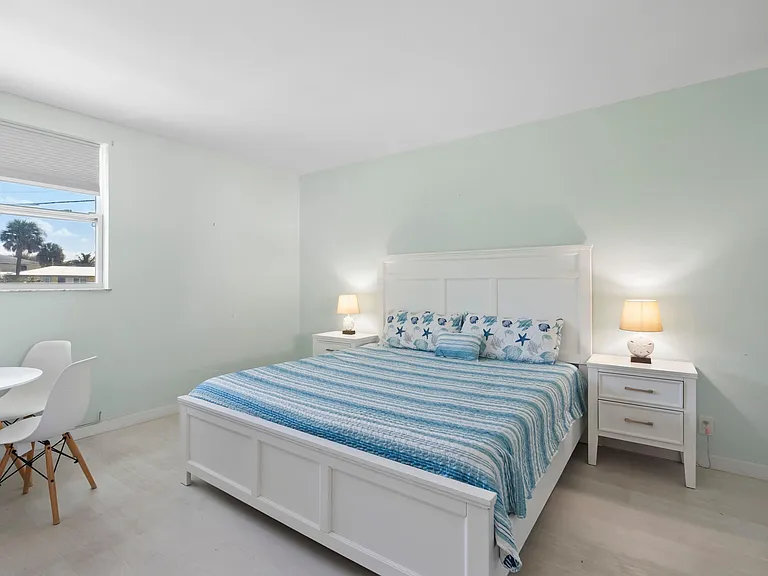 670 Hernando St #B — Photo 3