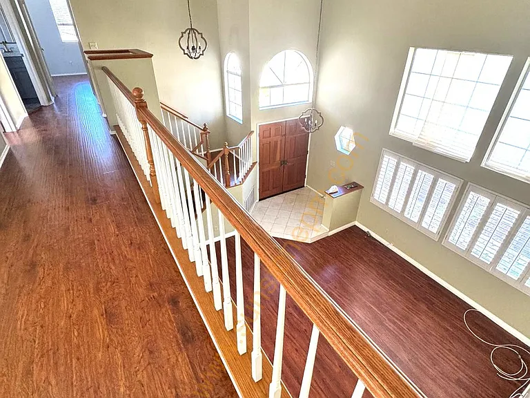 2180 Hedgerow Ln — Photo 11