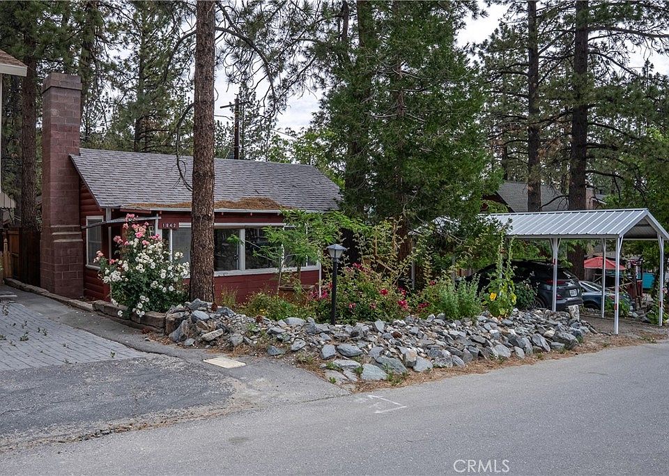 1st image of 1842 Sparrow Rd