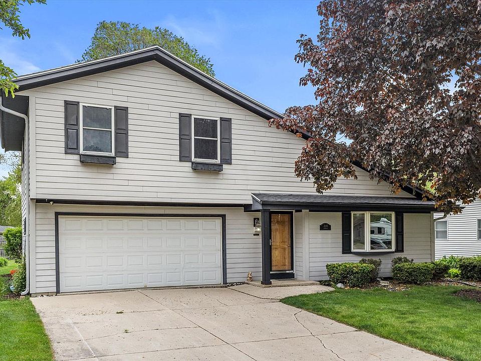 1st image of 2640 Moraine COURT