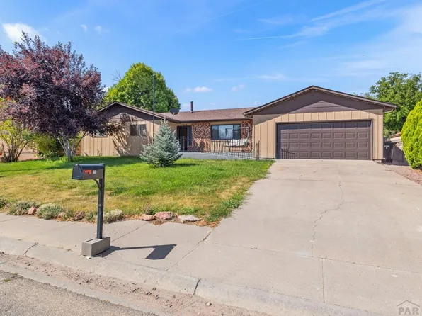 213 Starlite Dr, Pueblo, CO 81005