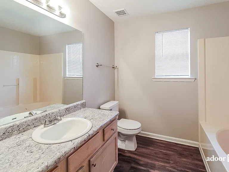 406 Autumn Lake Ct — Photo 10