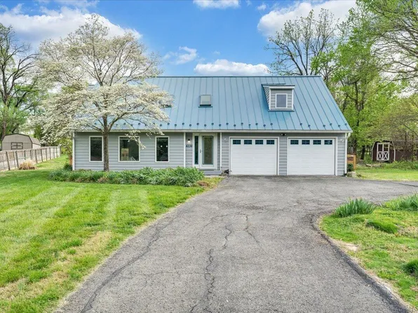 4236 Norwood St SW, Roanoke, VA 24018