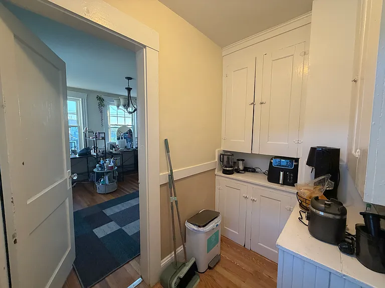 100 Walnut St #2 — Photo 7