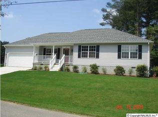 19 Vandy Cir, Guntersville, AL 35976