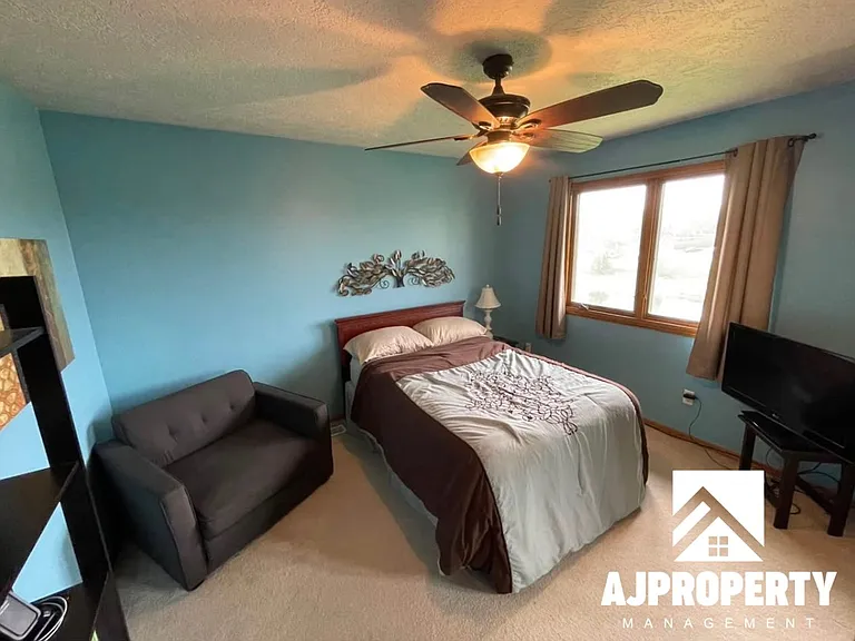 3105 S Dawley Cir #CIRCLE1 — Photo 34