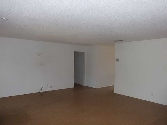 3rd image of 2706 Fentonridge Dr
