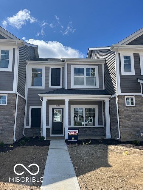 2nd image of 19492 Northwest Dr