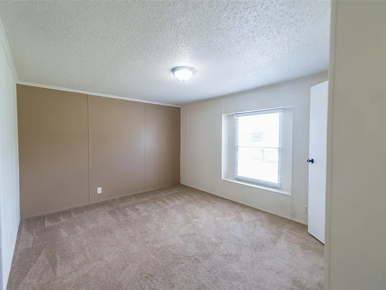2592 County Road 152 — Photo 21