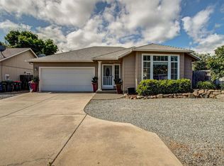 1820 Sarah Way, Medford, OR