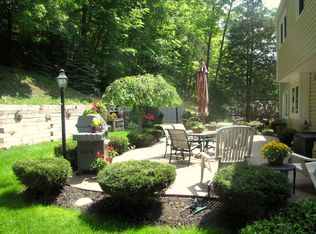 66 Molinari Dr, Wanaque, NJ 07465