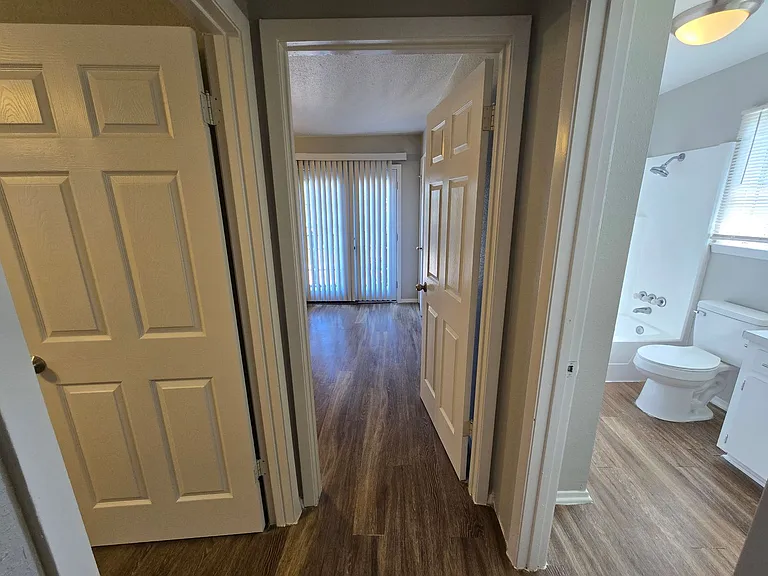 1309 Airline Dr — Photo 9
