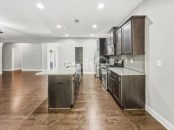 3rd image of 1210 Victoria Walk Ln
