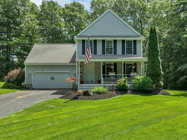10 Beechwood Road, Sandown, NH 03873