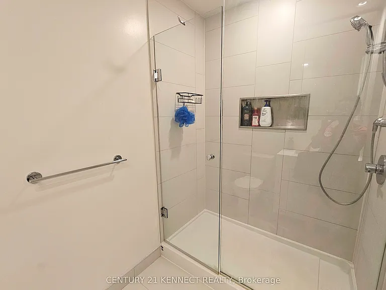 20 Richardson St #1407 — Photo 12