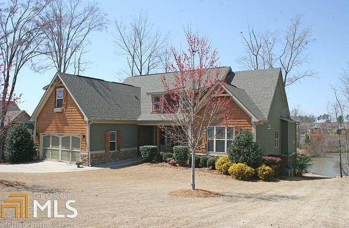 1st image of 135 Eastlake Lndg