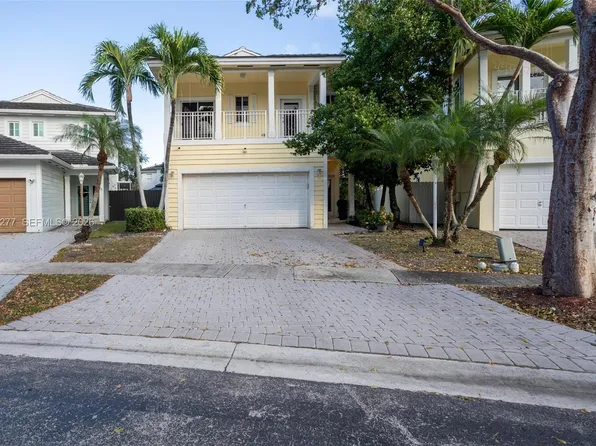 357 NE 35th Ter, Homestead, FL 33033