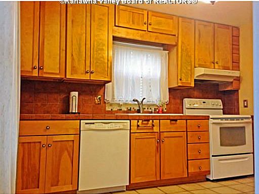 5th image of 2312 Forest Cir