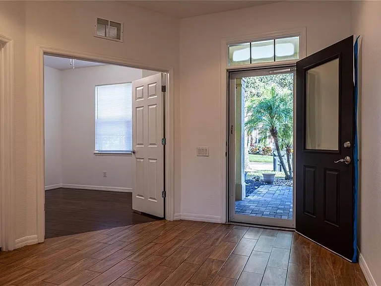 519 Cadiz Dr — Photo 3