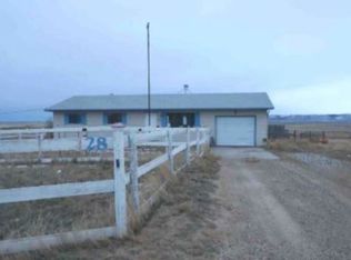28 S Monkey Rd, Glenrock, WY 82637