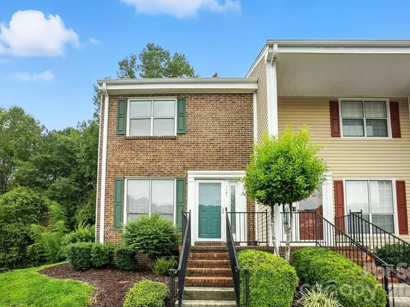 1101 Surry Ln, Gastonia, NC 28054
