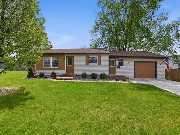 336 Clay St, Sparta, MI 49345