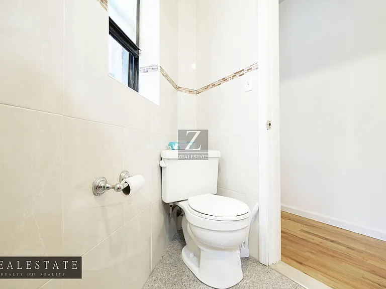 308 12th St #3R — Photo 14