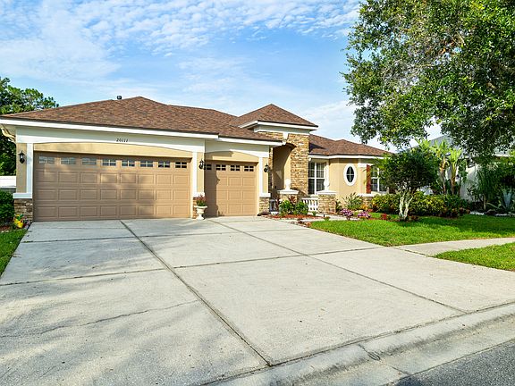 4th image of 20111 Tamiami Ave