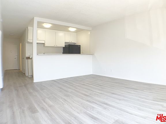 2nd image of 3610 Midvale Ave