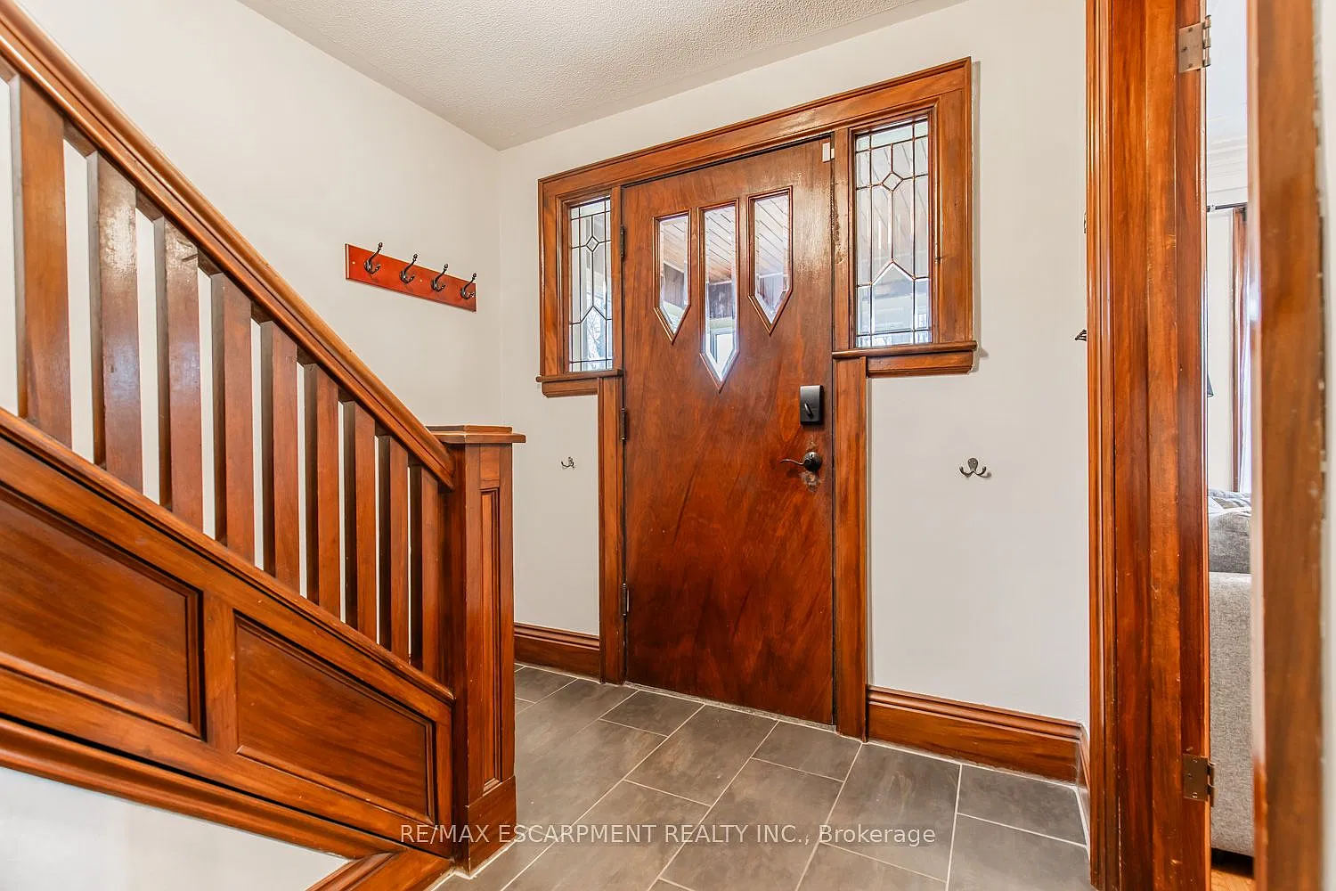 3 bed, $3,000 — Photo 3