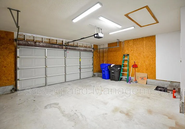 606 Portico Park — Photo 22
