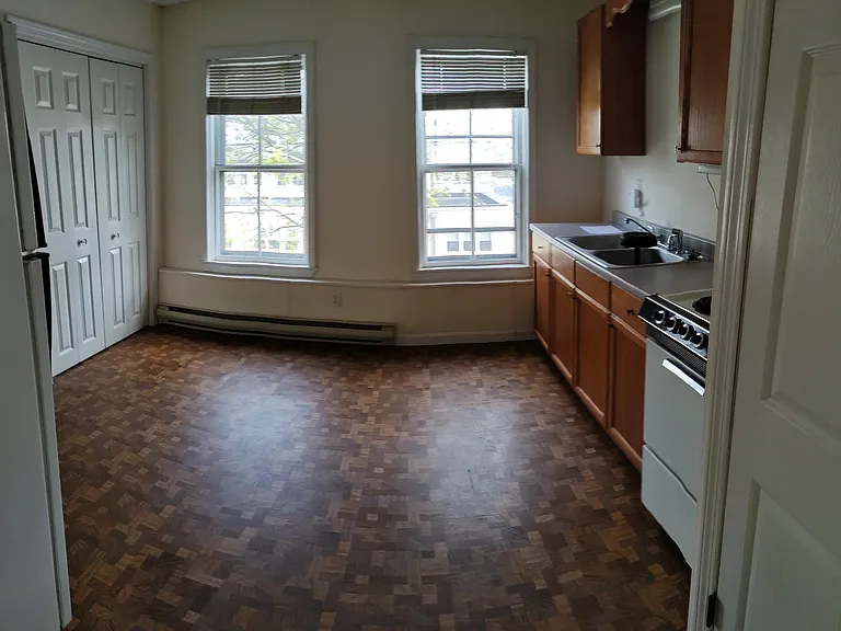 19 Hodges St #2B — Photo 4
