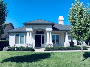 1613 Burlwood St, Hughson, CA 95326