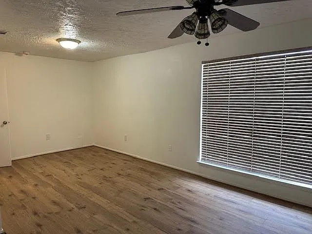3315 Honey Creek Dr — Photo 17