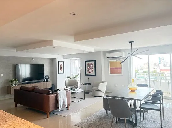 305 Villamil Metro Plz, San Juan, PR 00907