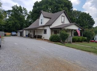 407 & 409 Cleveland Ave, Glasgow, KY 42141