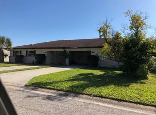 1707 Northampton St, Venice, FL 34293