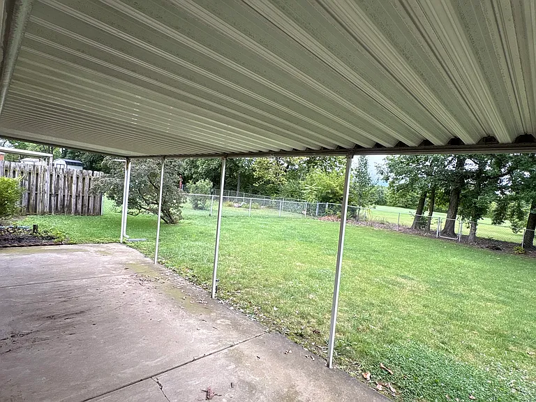 314 Scenic Ct — Photo 16