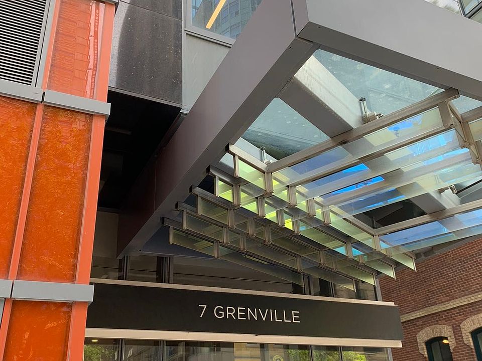 1st image of 7 Grenville St #1105