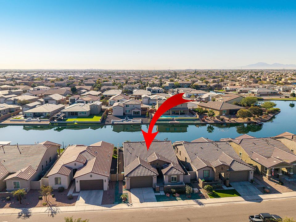 1st image of 40945 W Agave Rd