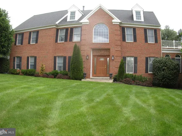 1764 Willow Springs Dr, Sykesville, MD 21784