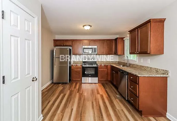 413 Braxton Dr — Photo 9
