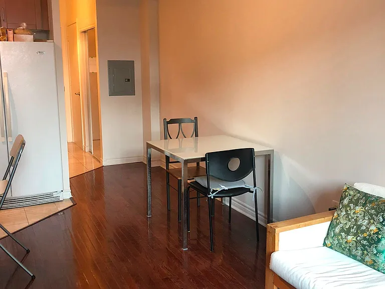 60 Byng Ave #302 — Photo 10