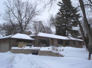 9224 Hickory St, Omaha, NE 68124